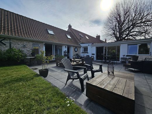 Luxury home in Beuvrequen, Pas-de-Calais
