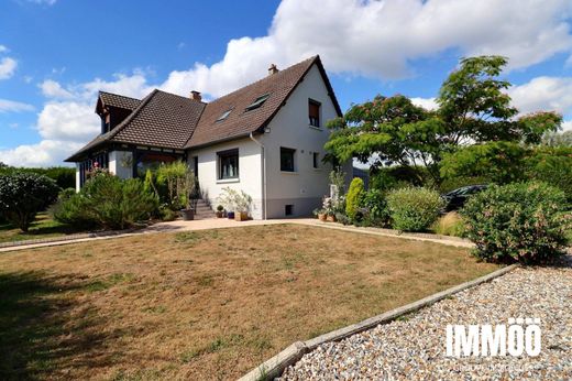 Casa di lusso a Sainte-Marguerite-sur-Duclair, Senna marittima