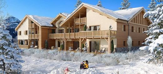 Apartment in Saint-Chaffrey, Hautes-Alpes