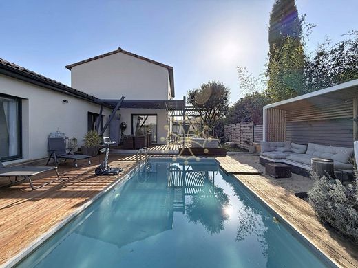 Luxus-Haus in Aigrefeuille, Haute-Garonne