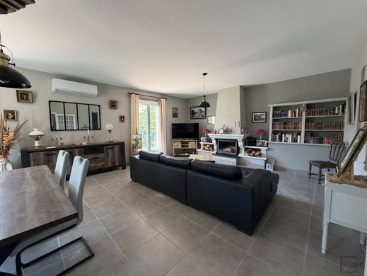 Luxury home in Vinassan, Aude