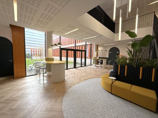 Ofis Lille, North