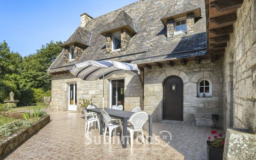 Maison de luxe à Pontivy, Morbihan