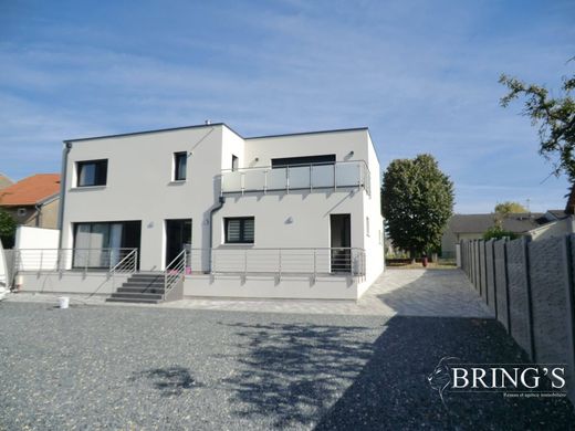 호화 저택 / Guénange, Moselle