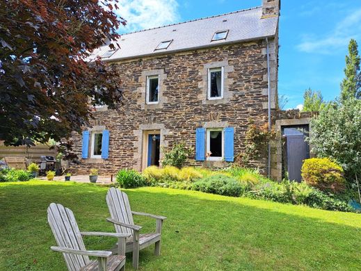 Luxury home in Langoat, Côtes-d'Armor