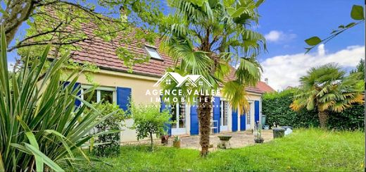 Luxury home in Saint-Germain-lès-Corbeil, Essonne