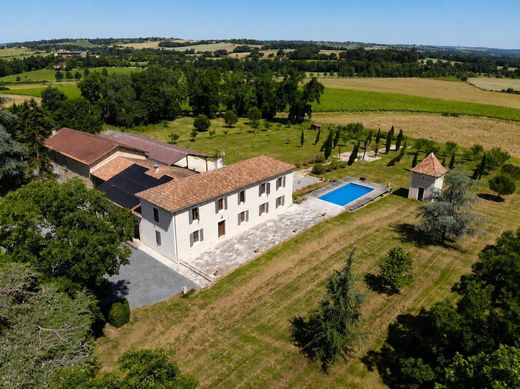 Luxury home in Condom, Gers