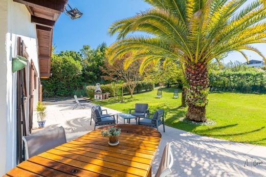 Элитный дом, Arcangues, Pyrénées-Atlantiques