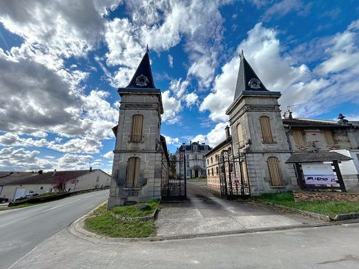 城堡  Ancemont, Meuse