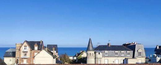 Apartment / Etagenwohnung in Blonville-sur-Mer, Calvados