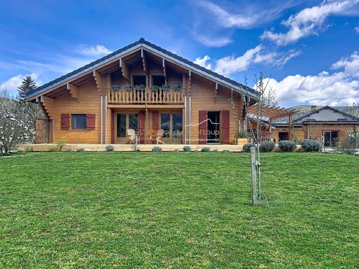 Luxury home in Saint-Sauveur-Camprieu, Gard