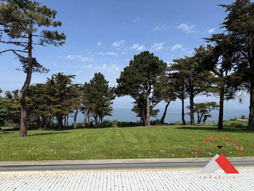Casa di lusso a Saint-Lunaire, Ille-et-Vilaine