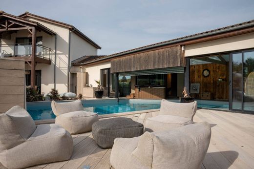 Maison de luxe à Marcenais, Gironde