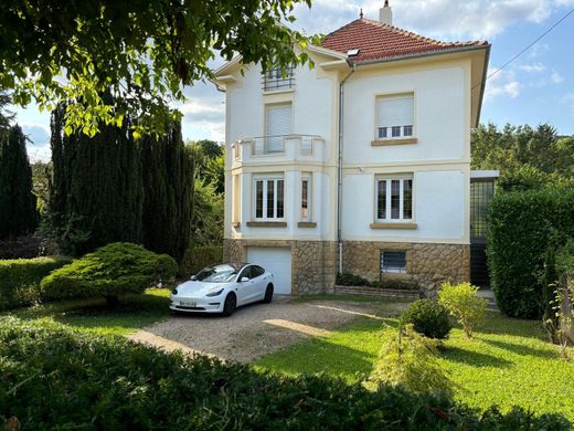 Casa de lujo en Longeville-lès-Metz, Mosela