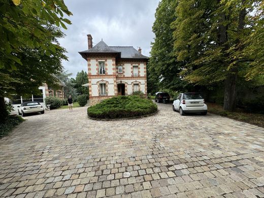 Castle in Briis-sous-Forges, Essonne