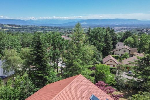 Luxury home in Gex, Ain