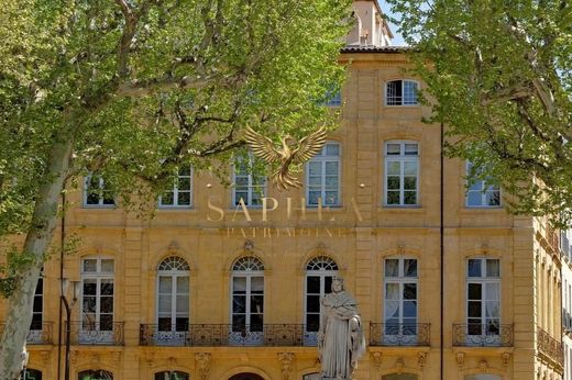 Apartment / Etagenwohnung in Aix-en-Provence, Bouches-du-Rhône