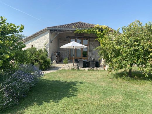 Luxury home in Castelsagrat, Tarn-et-Garonne