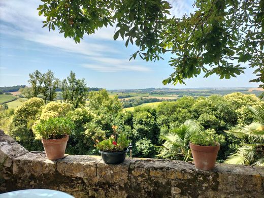 Πολυτελή κατοικία σε Condom, Gers