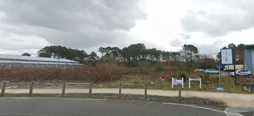 Land in Biganos, Gironde