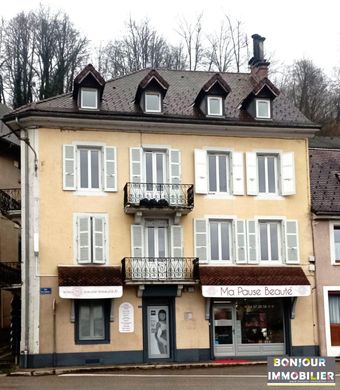 Residential complexes in Saint-Laurent-du-Pont, Isère