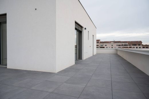 Apartment in Lyon, Rhône