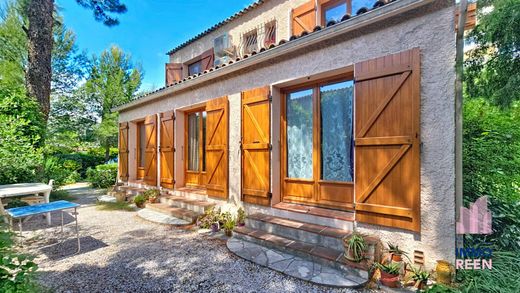 Luxus-Haus in Saint-Mandrier-sur-Mer, Var