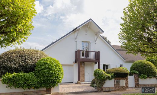 Luxury home in Villennes-sur-Seine, Yvelines