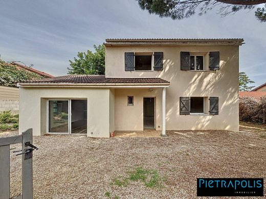 Écully, Rhôneの高級住宅