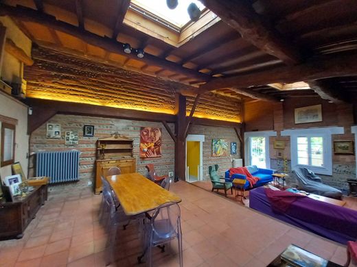 Luxe woning in Cornebarrieu, Upper Garonne