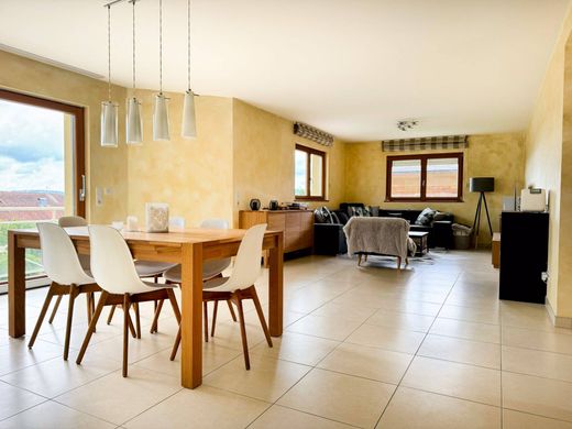 Luxury home in Viuz-en-Sallaz, Haute-Savoie