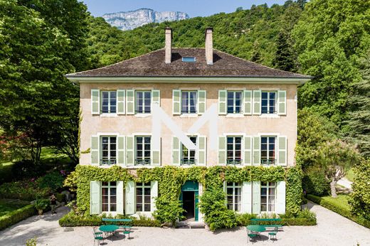 Luxury home in Noyarey, Isère