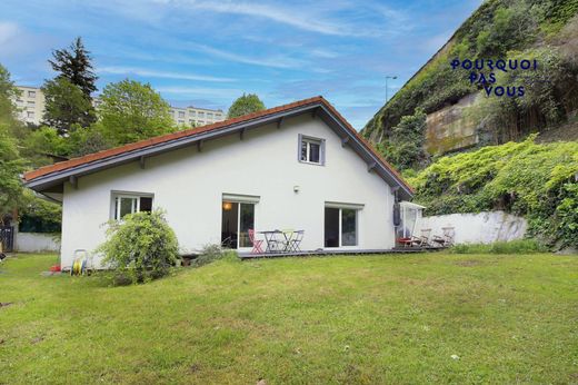 Luxury home in Caluire-et-Cuire, Rhône