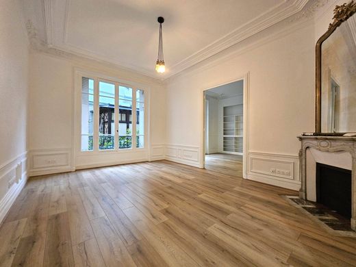 Ofis Monceau, Courcelles, Ternes, Paris