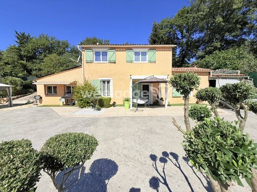 Luxe woning in Montauroux, Var