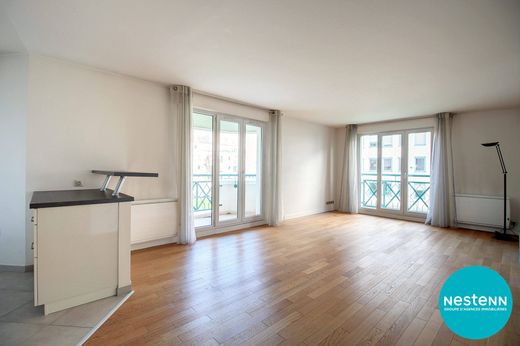 Apartment in Rueil-Malmaison, Hauts-de-Seine