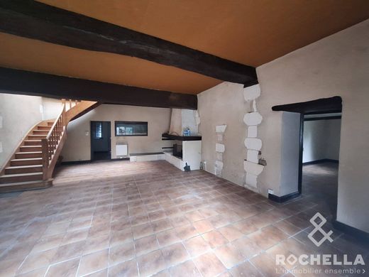 Luxury home in Marans, Charente-Maritime