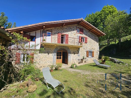 Luxury home in Isturits, Pyrénées-Atlantiques