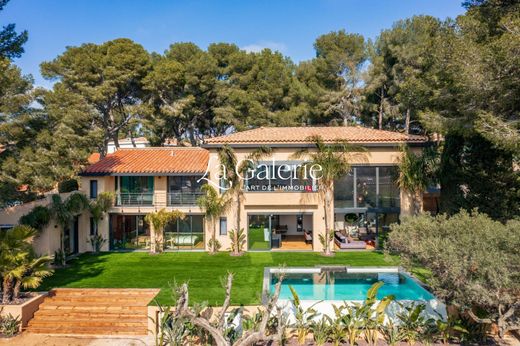 Luxury home in Sanary-sur-Mer, Var