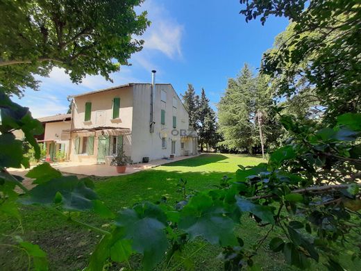 Casa de lujo en Mouriès, Bocas del Ródano