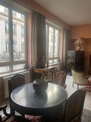 Apartment in Lyon, Rhône