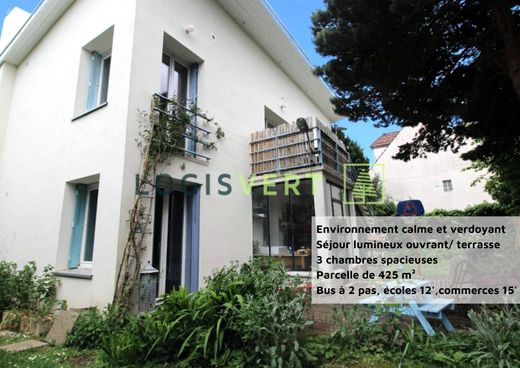 Luksusowy dom w Palaiseau, Essonne