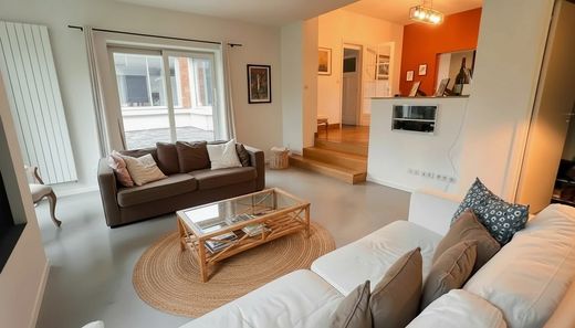 Luxury home in Villeneuve-d'Ascq, North
