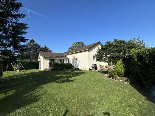 Casa di lusso a Chelles, Seine-et-Marne