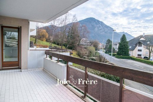Apartment in Annecy, Haute-Savoie