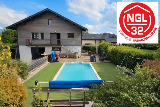 Luxe woning in Groisy, Haute-Savoie