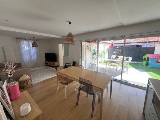 Apartment in Anglet, Pyrénées-Atlantiques