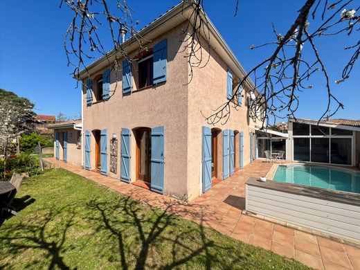 Luxury home in Tournefeuille, Upper Garonne