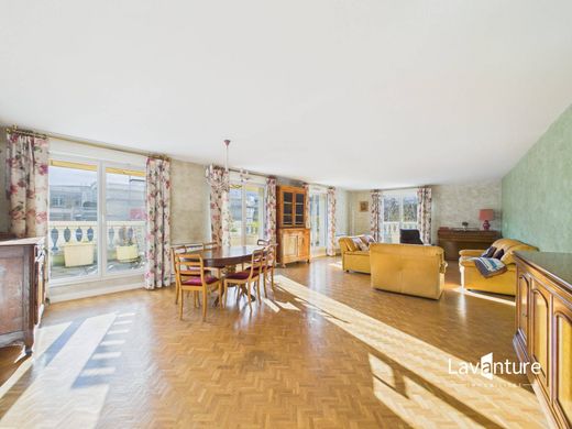 Apartamento - Le Plessis-Robinson, Hauts-de-Seine