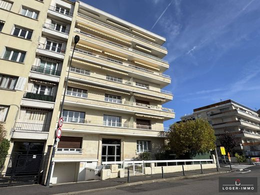 Apartment in Fontenay-sous-Bois, Val-de-Marne
